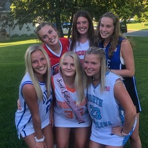 Meet your Posher, Courtney